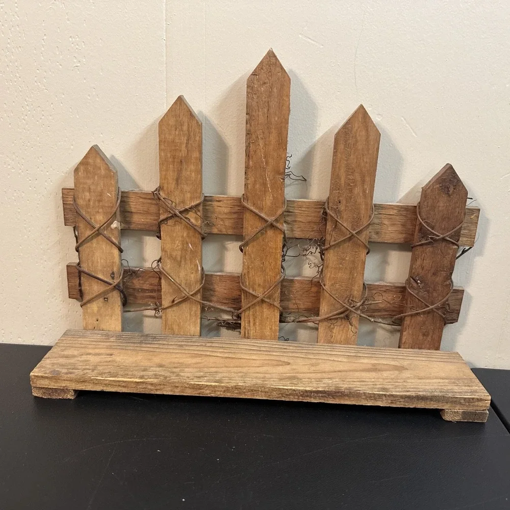 Vintage Wooden Picket Fence Shelf